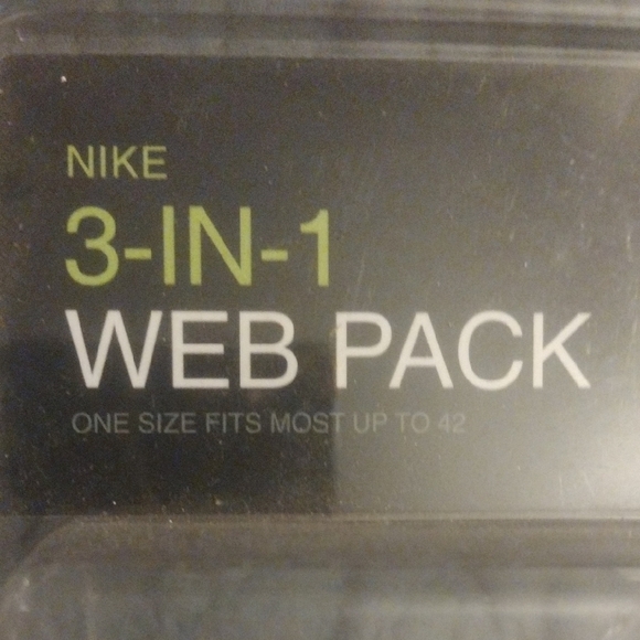 Nike Pink and White Web Pack Belts​​ - Picture 2 of 5